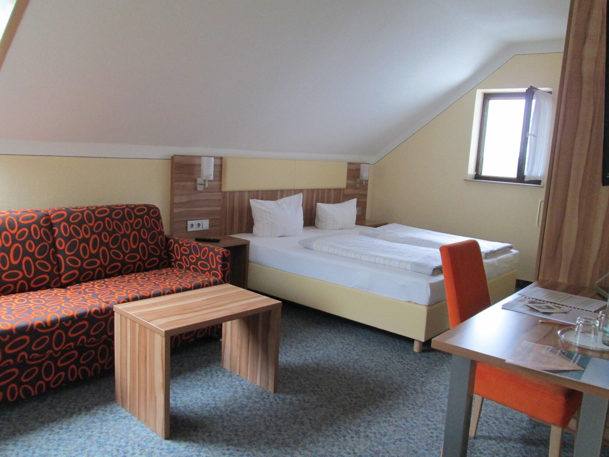 Landhotel Karrenberg Kirchberg an der Jagst Buitenkant foto