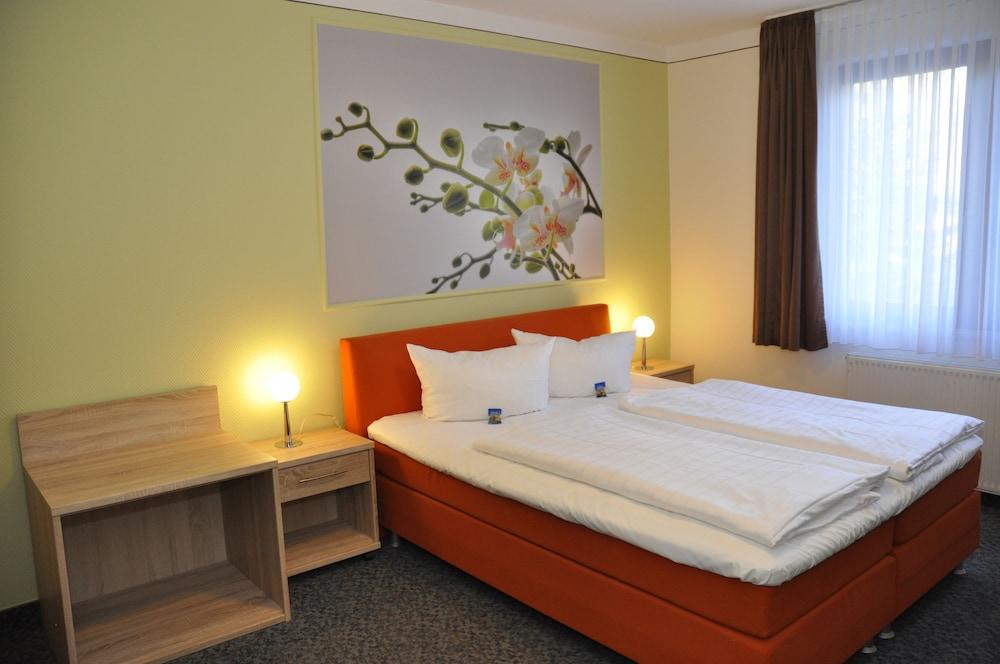 Landhotel Karrenberg Kirchberg an der Jagst Buitenkant foto