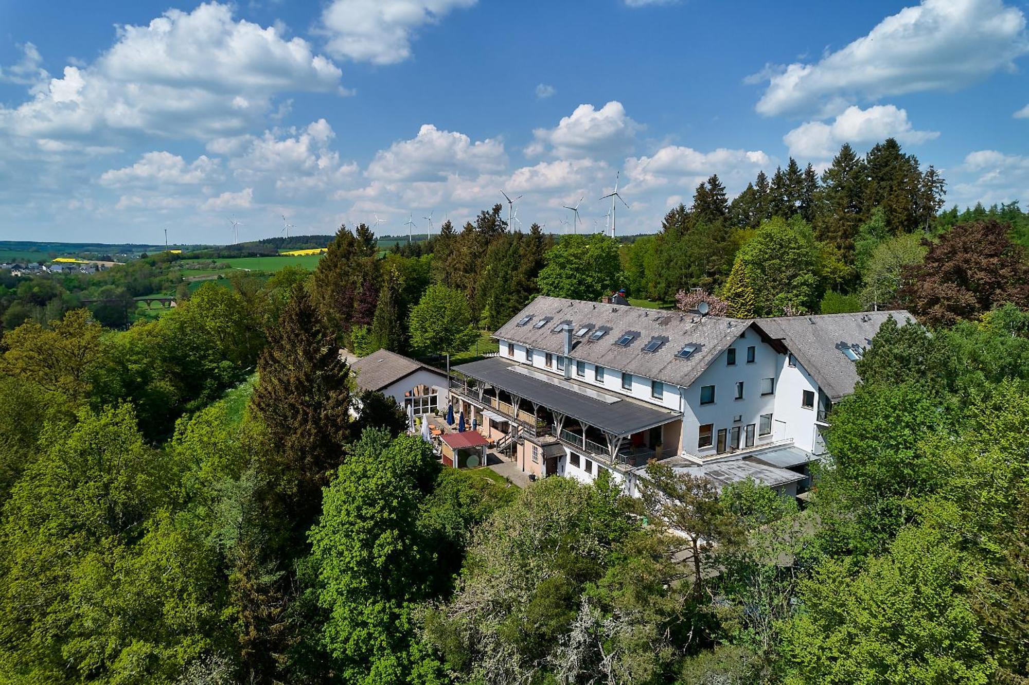 Landhotel Karrenberg Kirchberg an der Jagst Buitenkant foto