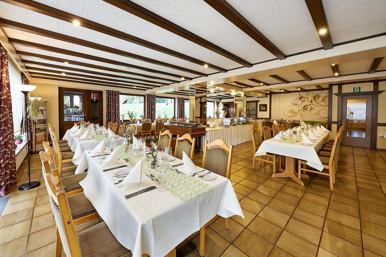 Landhotel Karrenberg Kirchberg an der Jagst Buitenkant foto