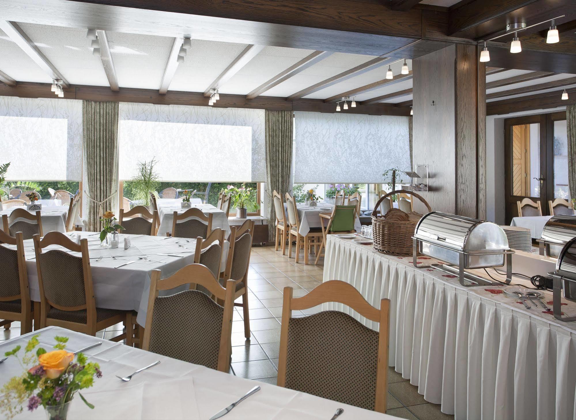 Landhotel Karrenberg Kirchberg an der Jagst Buitenkant foto